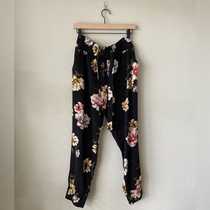 C by One Black Floral Jogger Paper Bag Waist Pants, Size S